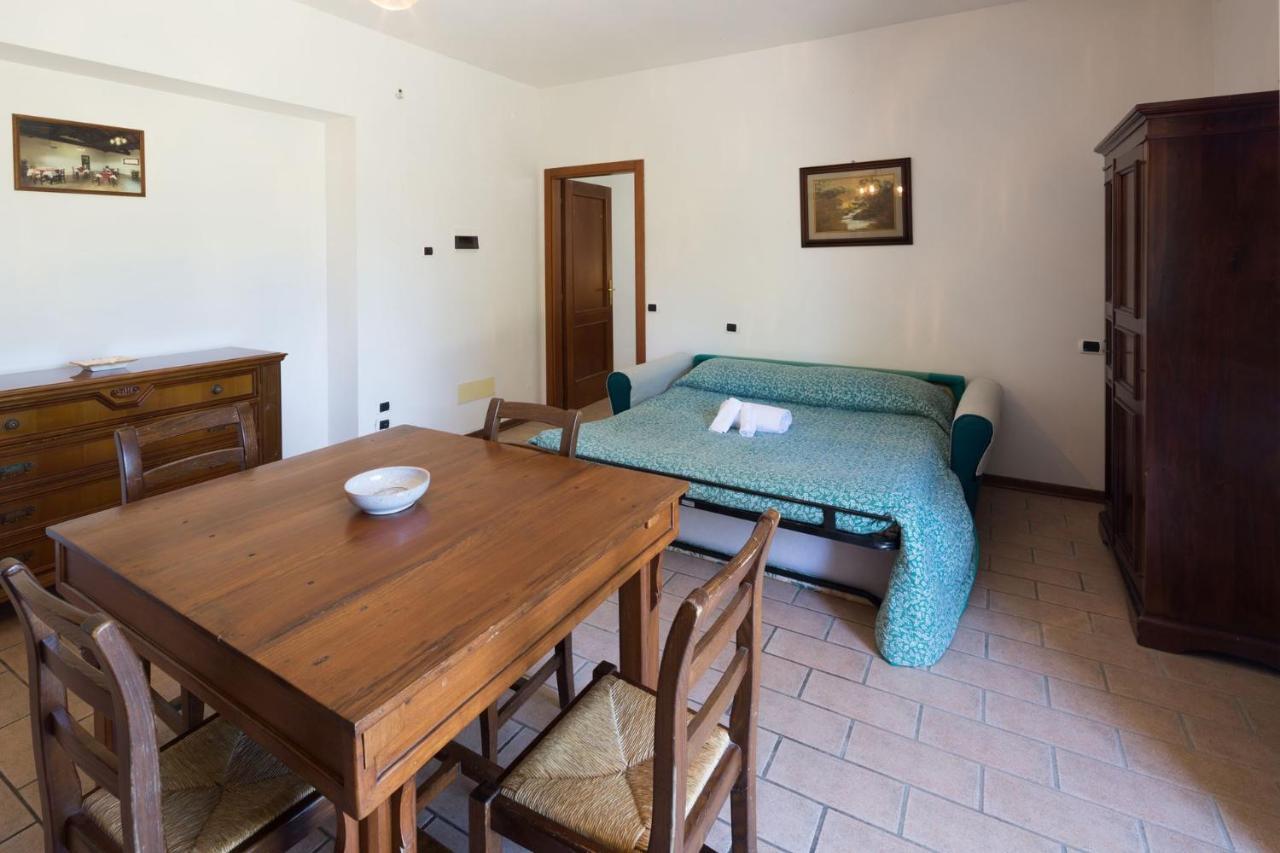 Agriturismo Casella Del Piano Γκούμπιο Εξωτερικό φωτογραφία